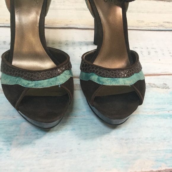 Carlos Santana Heels - Picture 3 of 8